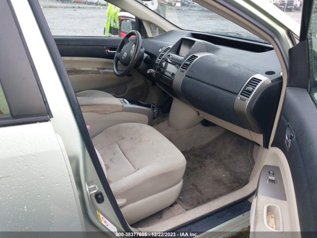 2006 TOYOTA PRIUS VIN: JTDKB20U063137352