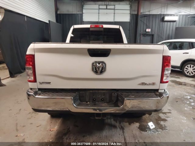 3C6UR5HJ1NG354542 RAM 2500