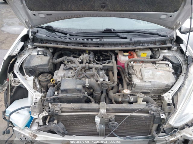 Toyota Prius C Four/one/three/two 2017 JTDKDTB30H1591040 Image 10