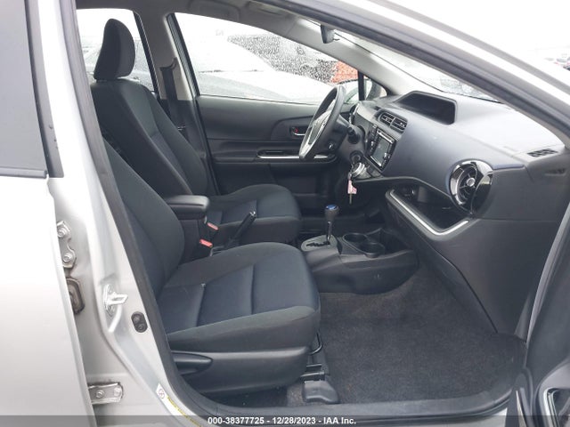 Toyota Prius C Four/one/three/two 2017 JTDKDTB30H1591040 Image 5