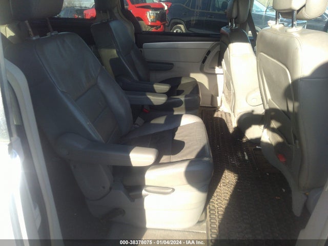 2010 VOLKSWAGEN ROUTAN SEL PREMIUM VIN: 2V4RW6DX4AR333394