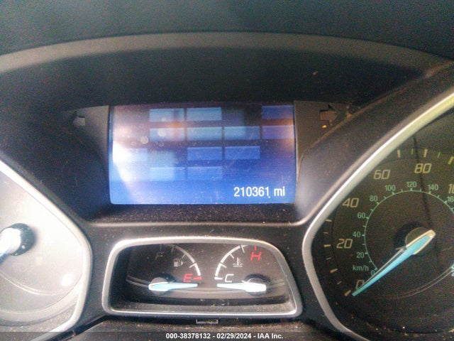 Ford FOCUS SE 2014 1FADP3F23EL179945 Image 7