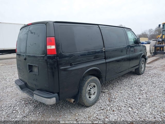Chevrolet Express 2500 Work Van 2015 1GCWGFCF2F1184904 Image 4