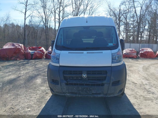 3C6URVJG2JE161983 RAM Promaster 3500 Cargo Van High Roof 159 Wb Ext