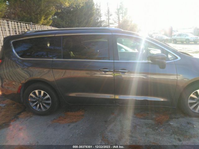 2C4RC1L7XMR596193 Chrysler Pacifica Hybrid Touring L