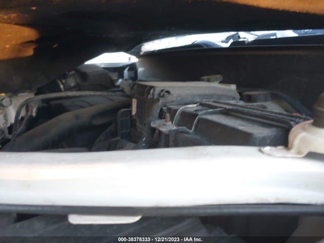 Chevrolet EQUINOX LT 2018 2GNAXSEV4J6191759 Image 10