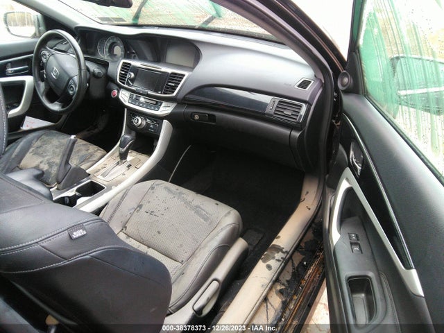 2015 HONDA ACCORD EX-L V-6 VIN: 1HGCT2B81FA004825