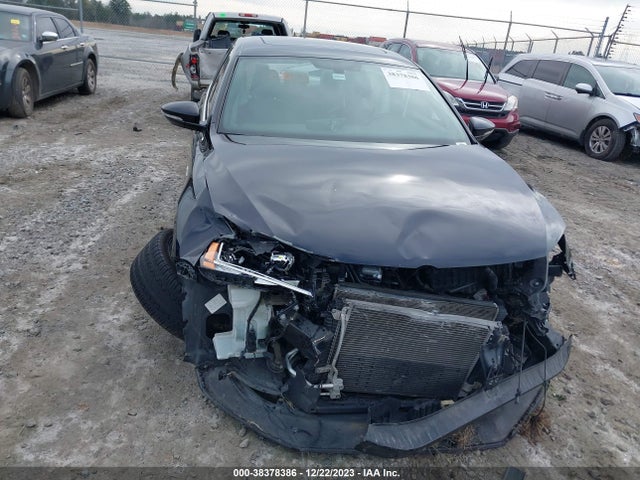 2018 VOLKSWAGEN JETTA 2.0T GLI VIN: 3VW4T7AJ8JM220474