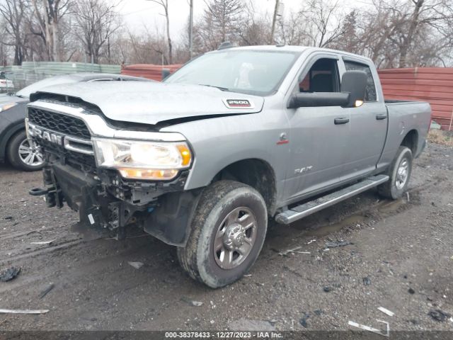 3C6UR5CL0MG534327 RAM 2500 Tradesman  4x4 6'4 Box