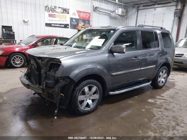 Honda Pilot Touring 2015 5FNYF4H93FB043270 Image 2