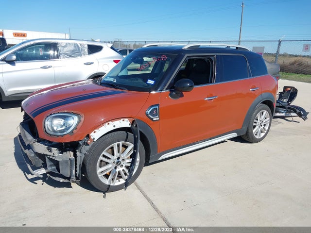 2018 MINI COUNTRYMAN WMZYT3C33J3E00008 Photo 1