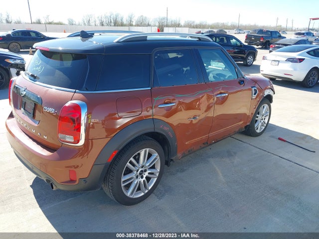 2018 MINI COUNTRYMAN WMZYT3C33J3E00008 Photo 3