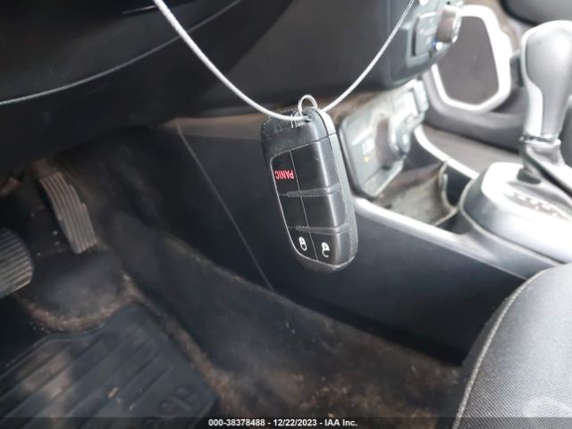 ZACCJBAB4JPH46839 Jeep Renegade Sport 4x4
