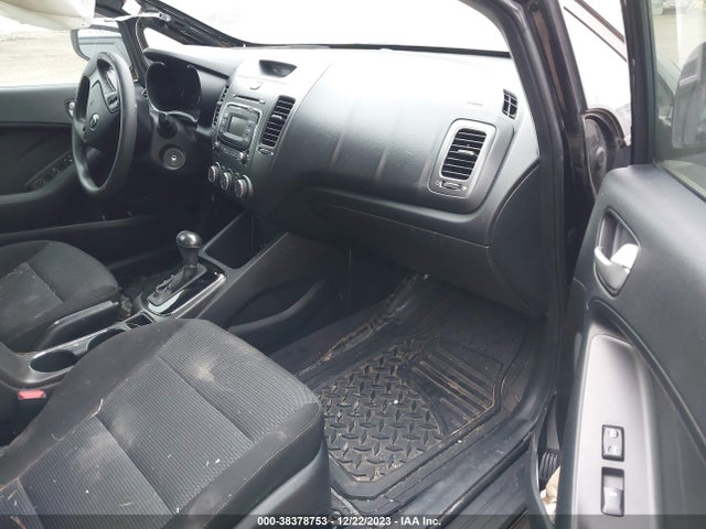 KIA FORTE LX 2018 3KPFK4A7XJE182144 Image 5