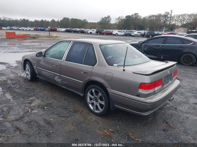 1993 HONDA ACCORD EX VIN: 1HGCB7679PA055993