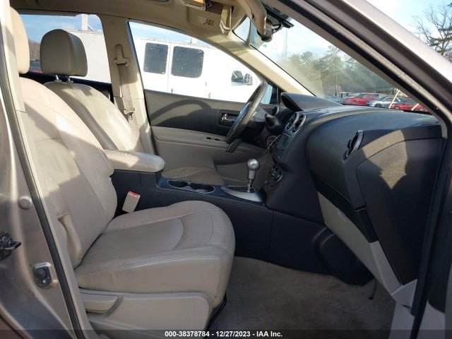 2011 NISSAN ROGUE SV VIN: JN8AS5MT5BW164316