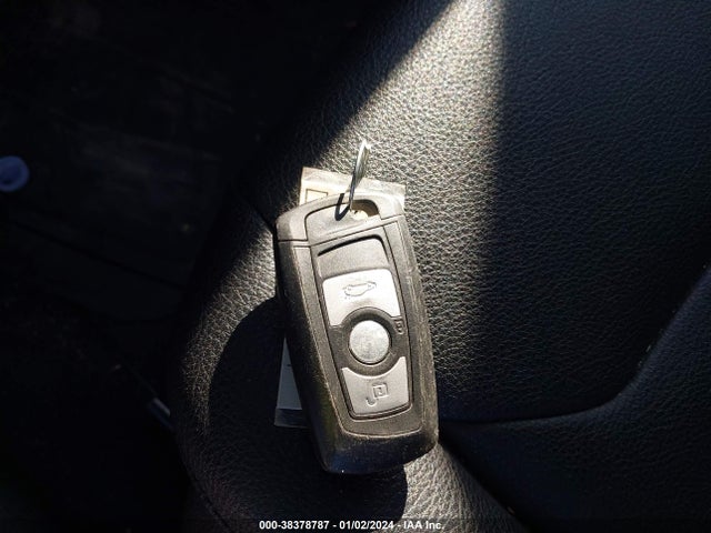 BMW 328i Xdrive 2015 WBA3B3C50FJ985092 Image 11