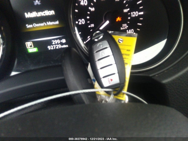 2017 NISSAN ROGUE SL VIN: JN8AT2MV1HW285155