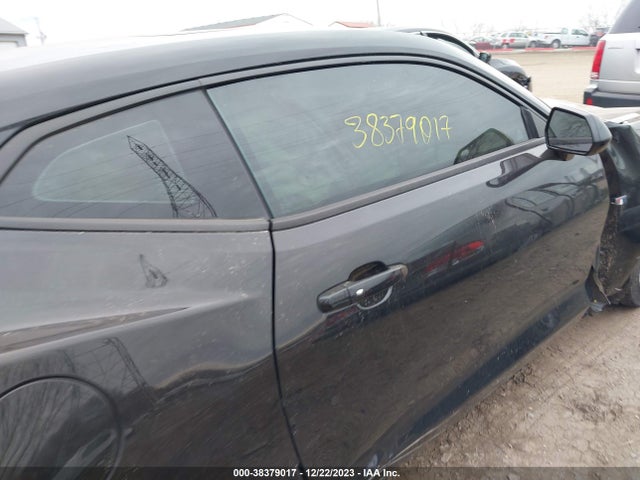 Chevrolet Camaro 2lt 2017 1G1FD1RX8H0107001 Image 14