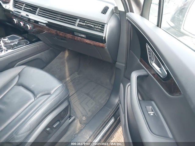 Audi Q7 55 Premium 2019 WA1LAAF71KD029212 Image 5