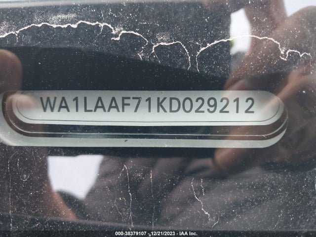 Audi Q7 55 Premium 2019 WA1LAAF71KD029212 Image 9