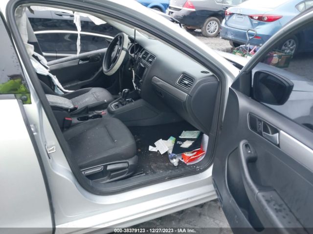 3VWD67AJ3GM294238 Volkswagen Jetta 1.4t Se