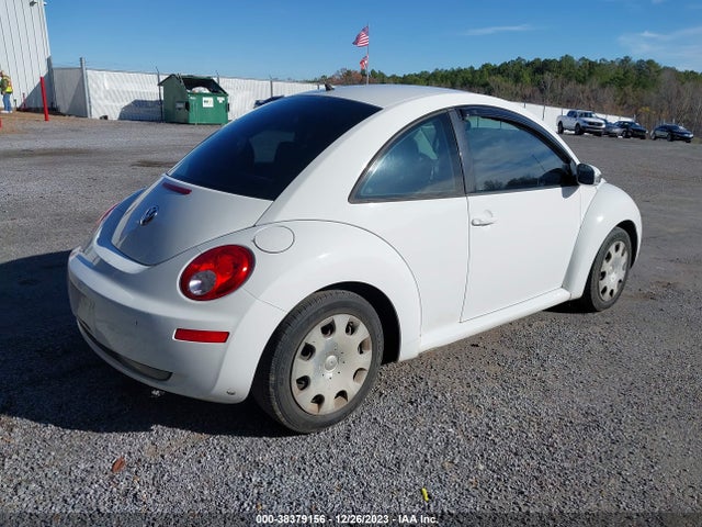 2010 VOLKSWAGEN NEW BEETLE 2.5L FINAL EDITION/2.5L RED ROCK EDITION VIN: 3VWPW3AG6AM016936