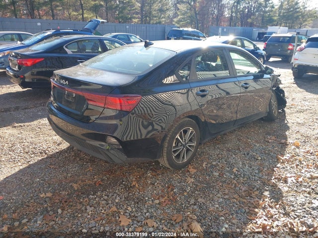 KIA Forte Lxs 2023 3KPF24AD0PE523520 Image 4