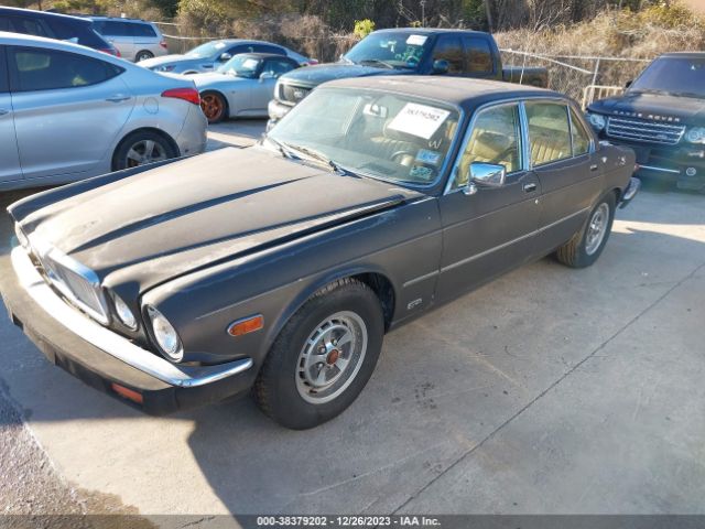 1985 JAGUAR XJ6 SAJAV1348FC414792 Photo 1