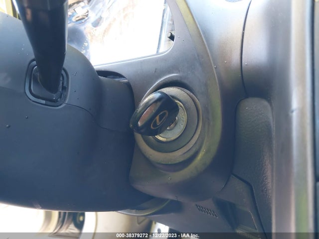 2001 LEXUS IS 300 BASE (A5) VIN: JTHBD182910007196