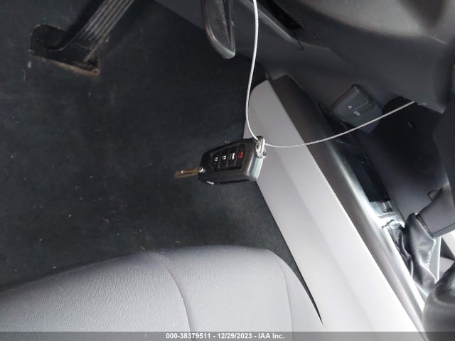 Toyota CAMRY LE 2022 4T1C11AKXNU678329 Image 11