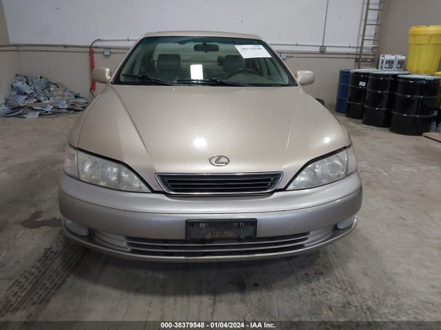 1999 LEXUS ES 300 VIN: JT8BF28G8X0230818