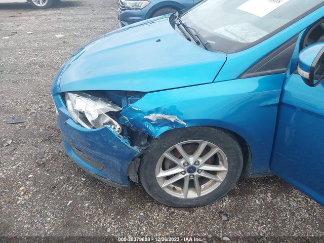 2015 FORD FOCUS SE VIN: 1FADP3K29FL383723