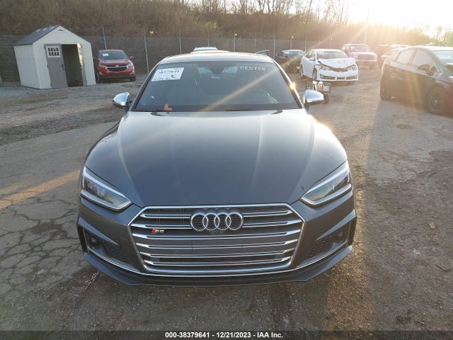 WAUC4CF56JA083755 Audi S5 3.0t Premium Plus
