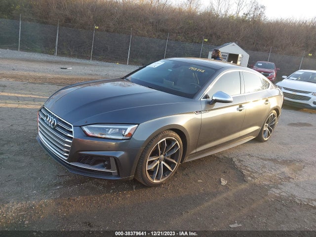 WAUC4CF56JA083755 Audi S5 3.0t Premium Plus