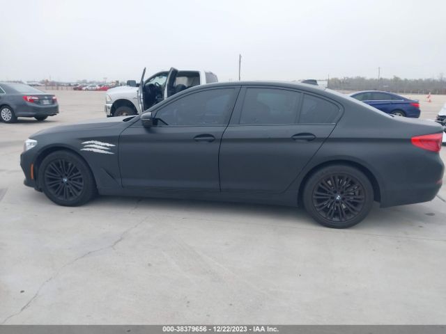 WBAJA7C59JWC74913 BMW 530i Xdrive