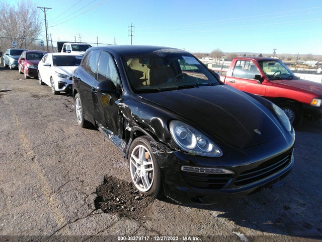 2011 PORSCHE CAYENNE WP1AA2A26BLA00758 Photo 0