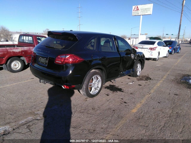 2011 PORSCHE CAYENNE WP1AA2A26BLA00758 Photo 3