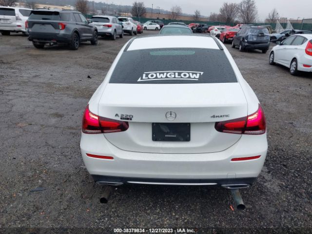 W1K3G4FB5MJ314578 Mercedes-Benz A 220 4matic