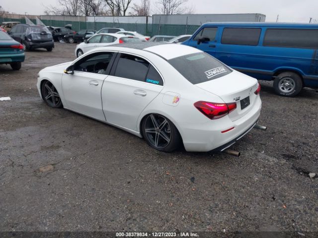 W1K3G4FB5MJ314578 Mercedes-Benz A 220 4matic