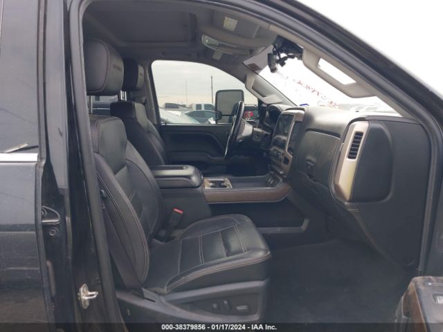 1GT12UEYXHF186174 GMC Sierra 2500hd Denali