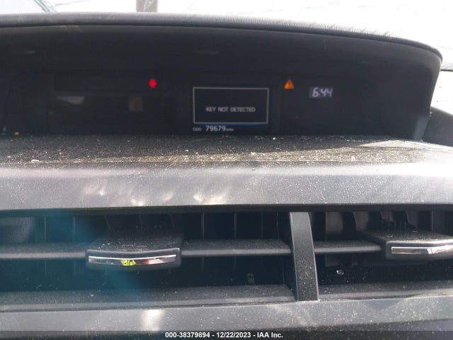 Toyota Prius V Four 2015 JTDZN3EU8FJ033854 Image 7