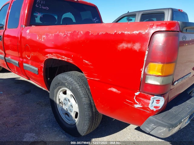 2000 CHEVROLET SILVERADO 1500 LS VIN: 2GCEC19T8Y1316360