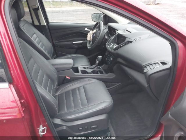 2018 FORD ESCAPE 1FMCU9J97JUC00978 Photo 4