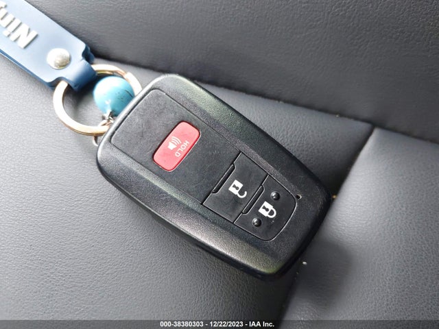 Продаж на аукціоні авто 2022 Toyota Prius Nightshade Edition, vin: JTDKAMFU9N3171410, номер лоту: 38380303