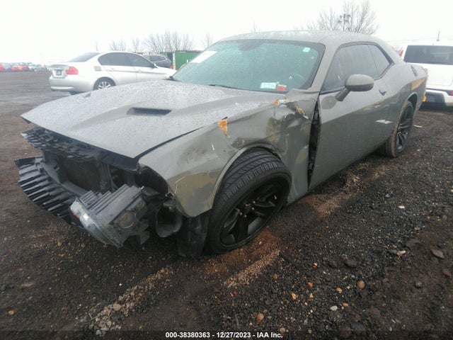 Dodge Challenger Sxt 2017 2C3CDZAG0HH635894 Image 2