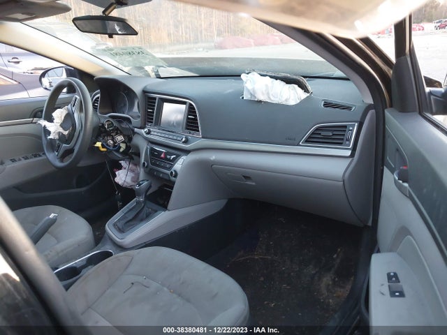 2018 HYUNDAI ELANTRA SEL VIN: 5NPD84LF3JH266876