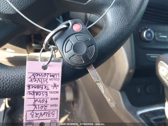 Ford ESCAPE S 2018 1FMCU0F74JUD28937 Image 11
