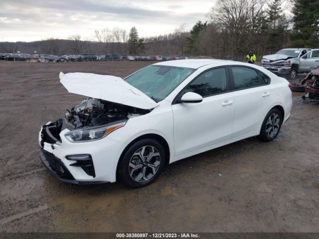3KPF24AD7ME394445 KIA Forte Lxs