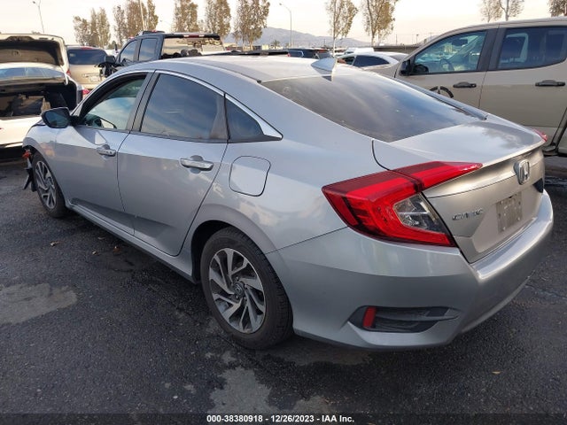 Honda CIVIC EX 2017 2HGFC2F72HH566994 Image 3